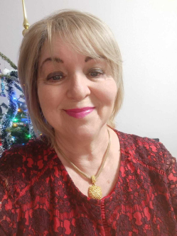Ancsa, 63 �ves t�rskeres� n�, Kazincbarcika