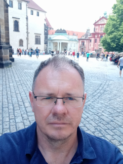 G�bor, 53 �ves t�rskeres� f�rfi, P�cs