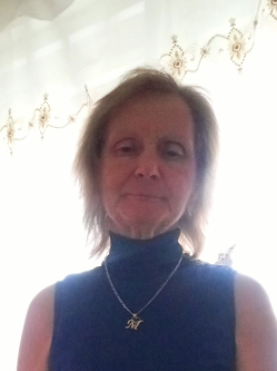 Marika, 64 �ves t�rskeres� n�, Ad�cs