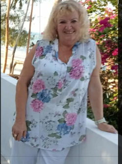Veronika, 67 �ves t�rskeres� n�, B�zakerettye