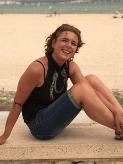 �va, 49 �ves t�rskeres� n�, Ny�regyh�za