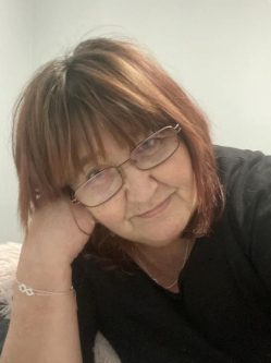 Kati, 59 �ves t�rskeres� n�, Balatonlelle