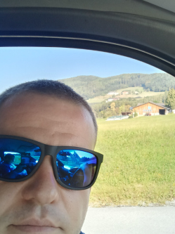 Martin, 29 �ves t�rskeres� f�rfi, Egerv�r