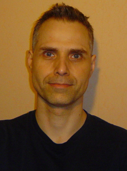 Zoli, 44 �ves t�rskeres� f�rfi, P�cs