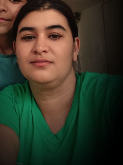 Anik�, 37 �ves t�rskeres� n�, Moh�cs