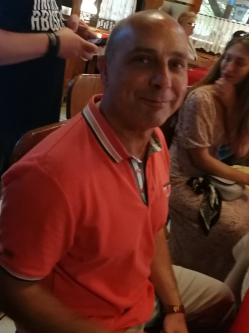 Zolt�n, 58 �ves t�rskeres� f�rfi, Budapest