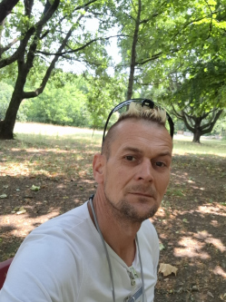 Kriszti�n, 46 �ves t�rskeres� f�rfi, Kakucs