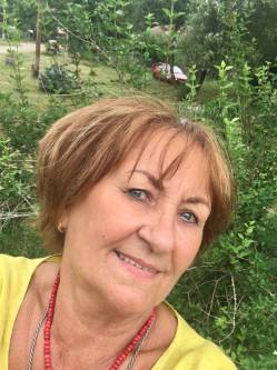 Ilonka, 71 �ves t�rskeres� n�, Miskolc