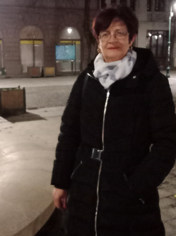Rita, 62 �ves t�rskeres� n�, Sz�lka