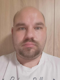 Szabolcs, 31 �ves t�rskeres� f�rfi, P�szt�