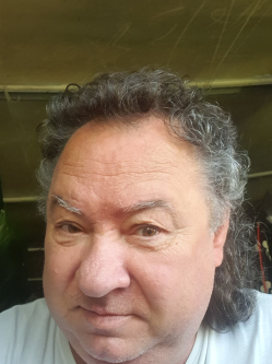 J�zsef, 66 �ves t�rskeres� f�rfi, B�k�scsaba