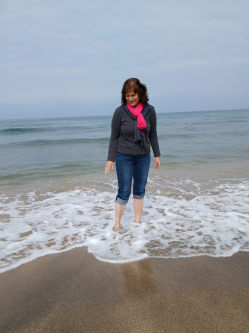 Judit, 56 �ves t�rskeres� n�, Zs�mb�k