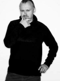 Kevin, 46 �ves t�rskeres� f�rfi, Kecskem�t