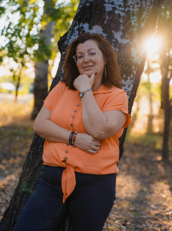 Marika, 49 �ves t�rskeres� n�, Imrehegy