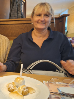 Ilona, 58 �ves t�rskeres� n�, Solym�r