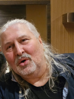 Jozsef, 54 �ves t�rskeres� f�rfi, Budapest