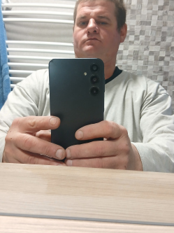 Attila, 38 �ves t�rskeres� f�rfi, Nyerges�jfalu
