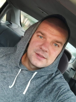 Robi, 34 éves társkereső férfi, Hatvan