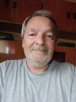 L�szl�, 66 �ves t�rskeres� f�rfi, S�rosd