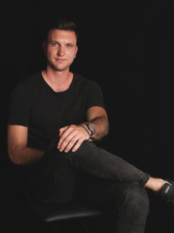Henrik, 27 �ves t�rskeres� f�rfi, Ibr�ny