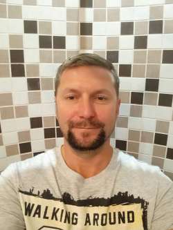 Ott�, 48 �ves t�rskeres� f�rfi, Kiskunhalas