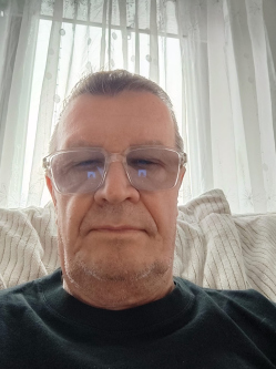 Albert, 71 �ves t�rskeres� f�rfi, Esztergom