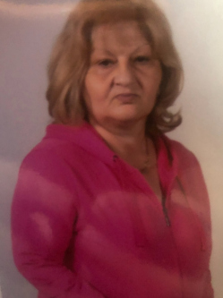 Erika, 65 �ves t�rskeres� n�, Szombathely