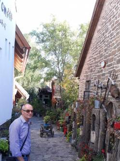 J�nos, 78 �ves t�rskeres� f�rfi, Ajka