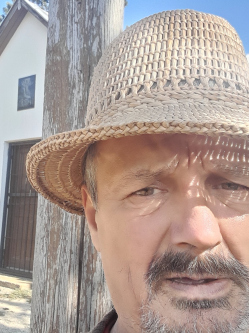 Istv�n, 64 �ves t�rskeres� f�rfi, Letenye