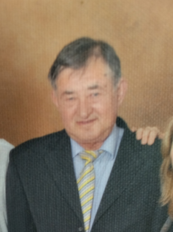 Laci, 77 �ves t�rskeres� f�rfi, Tiszaf�red