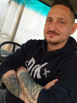 �d�m, 33 �ves t�rskeres� f�rfi, Tisza�jv�ros