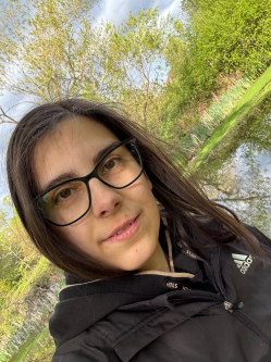 M�rti, 39 �ves t�rskeres� n�, Hajd�b�sz�rm�ny