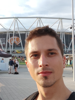 Zsolt, 32 �ves t�rskeres� f�rfi, Szigetszentmikl�s