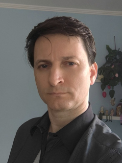 Norbert, 47 �ves t�rskeres� f�rfi, Pilis