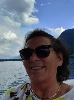 M�ria, 66 �ves t�rskeres� n�, Nagykanizsa