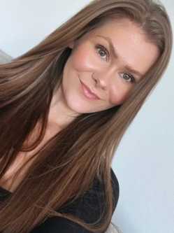 33 �ves szolnoki n�
