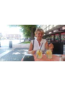 Dobokoczka, 67 �ves t�rskeres� n�, Budapest