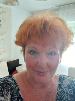 Linda, 66 �ves t�rskeres� n�, Eger