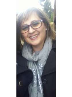 Agneza, 54 �ves t�rskeres� n�, Cegl�d