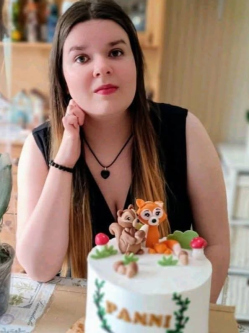 Viki, 21 �ves t�rskeres� n�, Dunakeszi