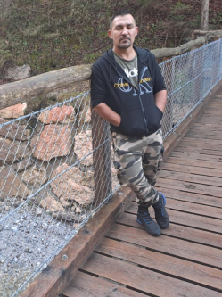 Tibor, 47 �ves t�rskeres� f�rfi, Bodroghalom