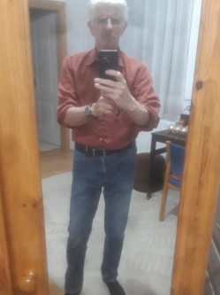 Alex, 72 �ves t�rskeres� f�rfi, Solt