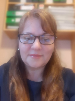 Bianka, 53 �ves t�rskeres� n�, F�t