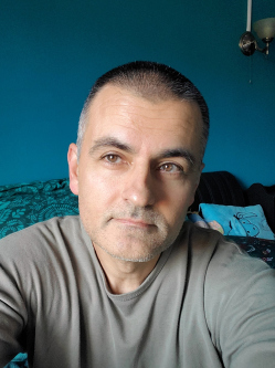 Luk�cs, 50 �ves t�rskeres� f�rfi, Zagyvar�na
