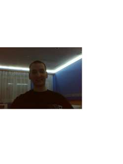 Gy�rgy, 40 �ves t�rskeres� f�rfi, Dunakiliti