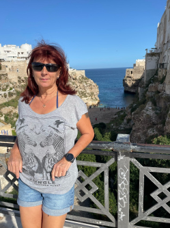 Judit, 56 �ves t�rskeres� n�, Dunavars�ny