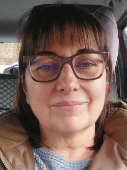 M�rti, 61 �ves t�rskeres� n�, Kunsz�ll�s