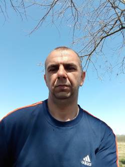 Csaba, 43 �ves t�rskeres� f�rfi, Ny�rm�rtonfalva