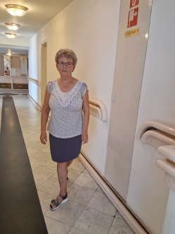 M�ria, 67 �ves t�rskeres� n�, Szeksz�rd