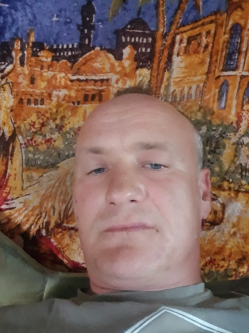 Marcell, 42 �ves t�rskeres� f�rfi, Kun�gota